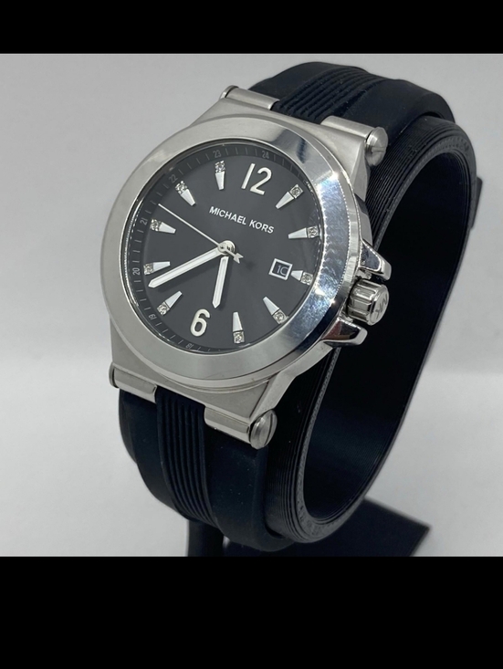Michael Kors Accessories - Michael Kors Women's Silver Case Black Dial Watch with Black Strap